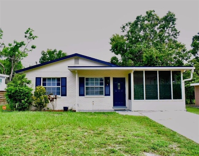 Primary Photo - 4306 W La Salle St