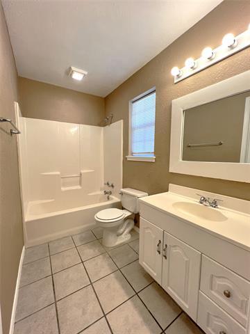 Building Photo - 1023 Fannin St