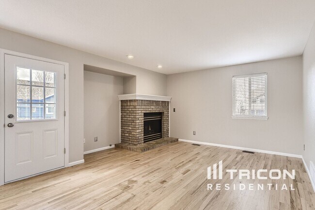 Building Photo - 4219 S Killarney St