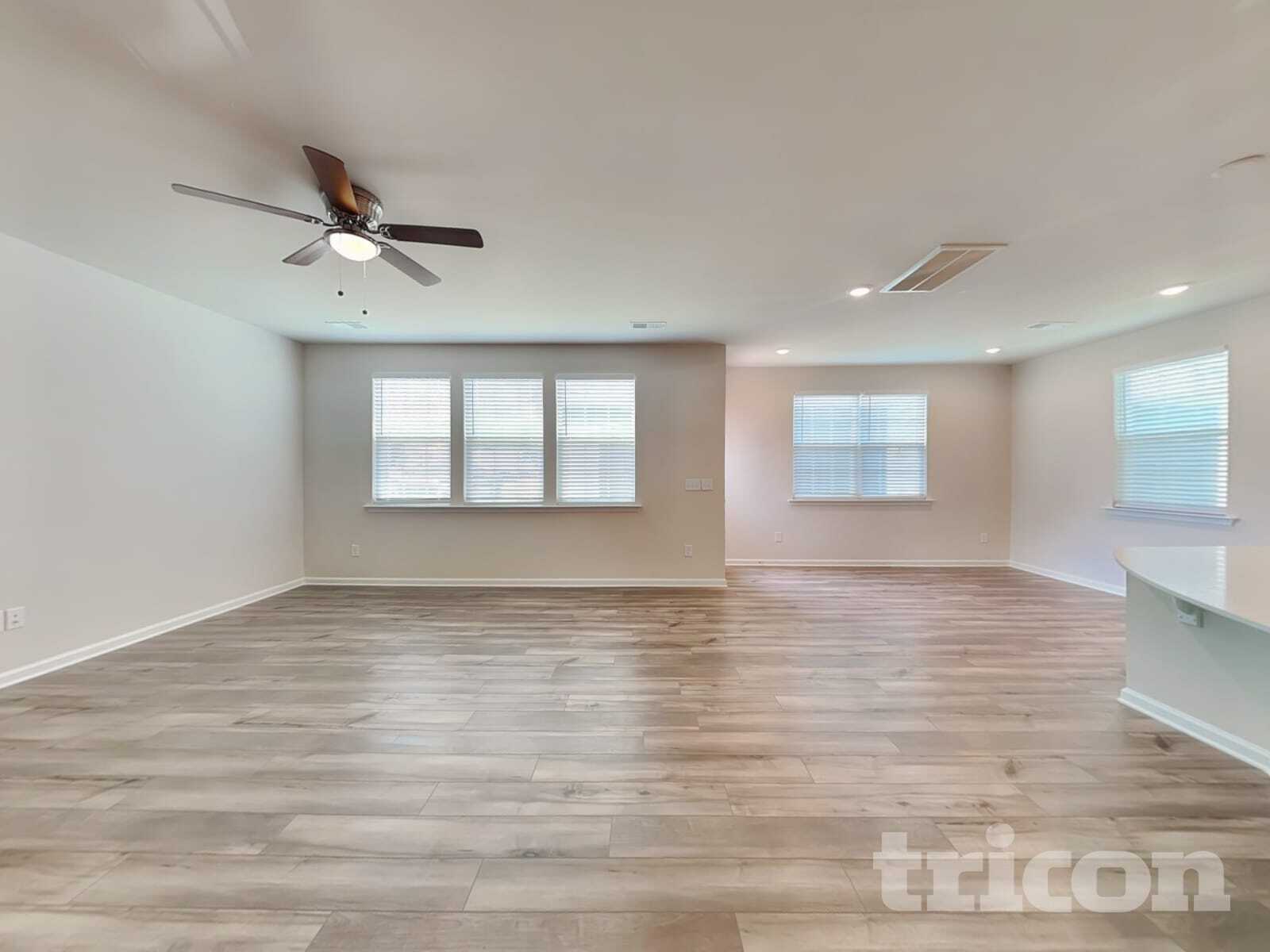 Building Photo - 112 Fennec Dr