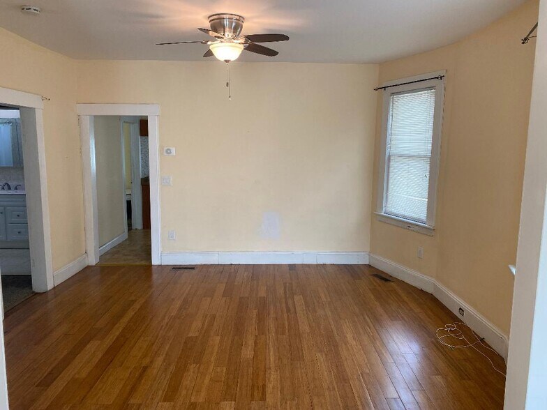 Dining Room! - 112 Jackson Ave