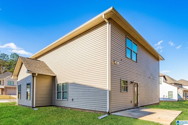 Building Photo - 1405 Brookhaven Dr