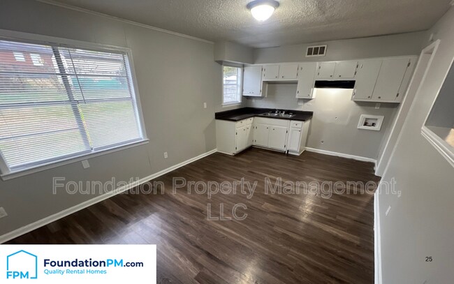 Building Photo - 4839 Applestone St