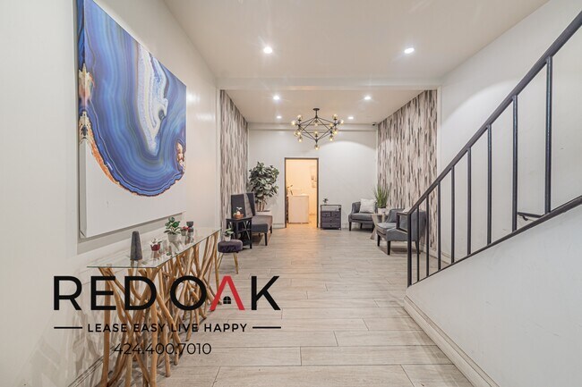 Building Photo - 3540 Fletcher Dr