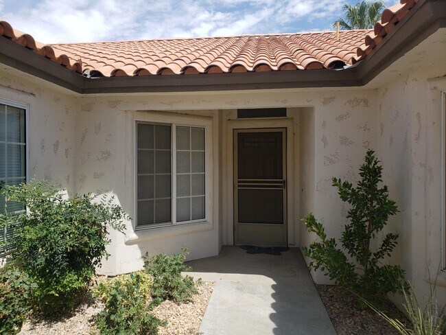 Building Photo - 136 Desert Falls Dr E