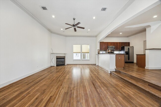Building Photo - 5334 Kiam St