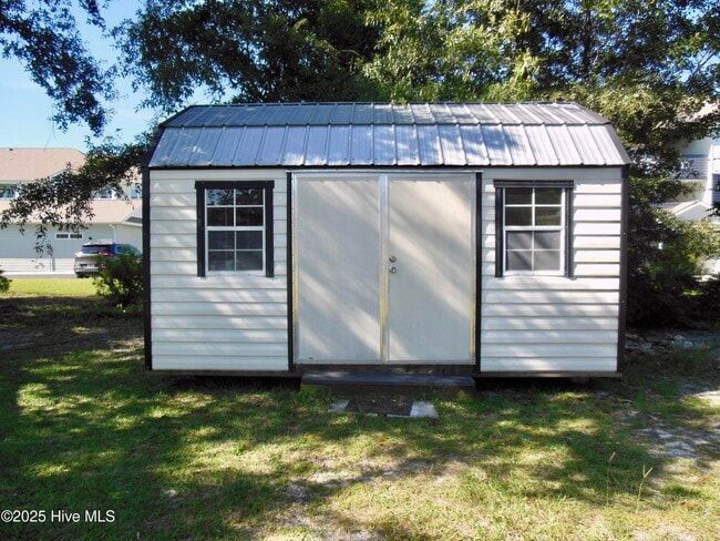 Building Photo - 107 Loop Rd