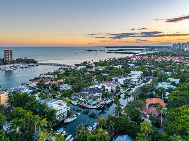 Building Photo - 1815 Fairhaven Pl