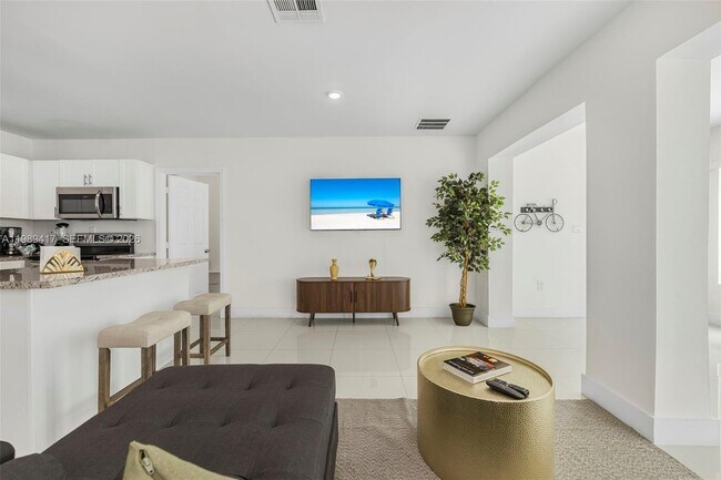 Building Photo - 1924 SW 20th St