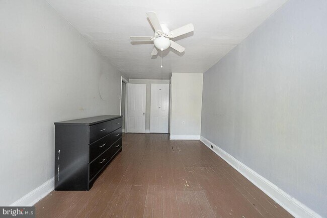 Building Photo - 3929 Terrace St