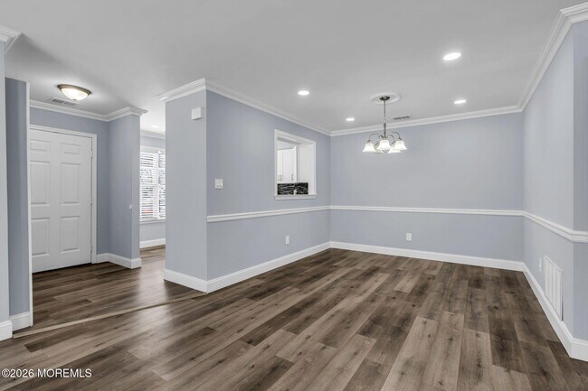 Building Photo - 401 Hampton Ct