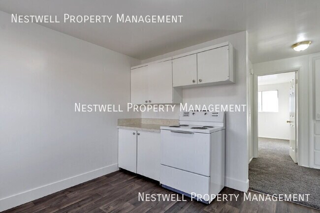 Building Photo - 2465 E 3300 S