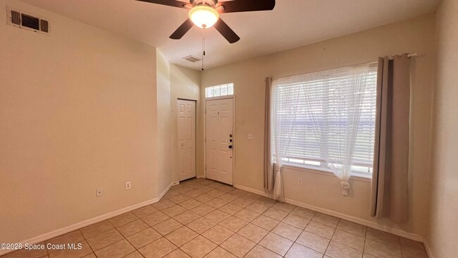Building Photo - 100 Tucan Way