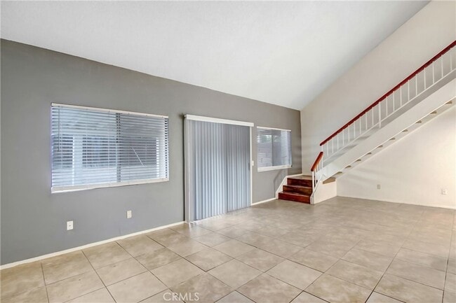 Building Photo - 805 Quail Dr