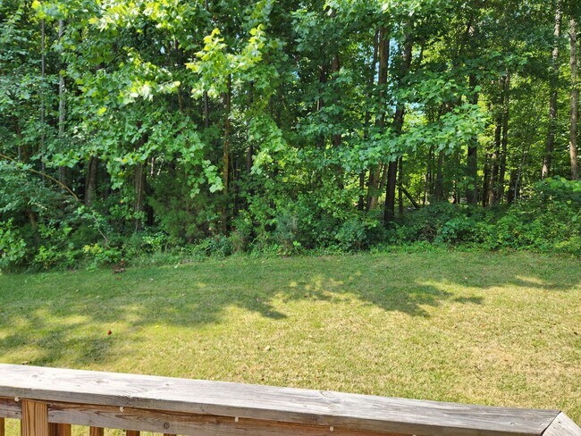 Building Photo - 3 bed 2 bath -Blackstone-Fort Pickett area