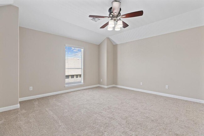 Building Photo - 3312 Cortes Pl