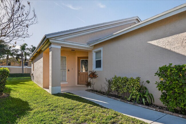 Building Photo - 475 SW Talquin Ln