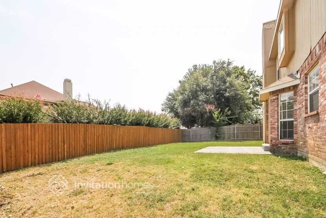 Building Photo - 7601 Meadowlark Dr