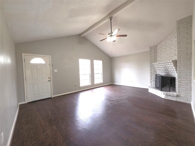 Building Photo - 9814 Kiwi Ln