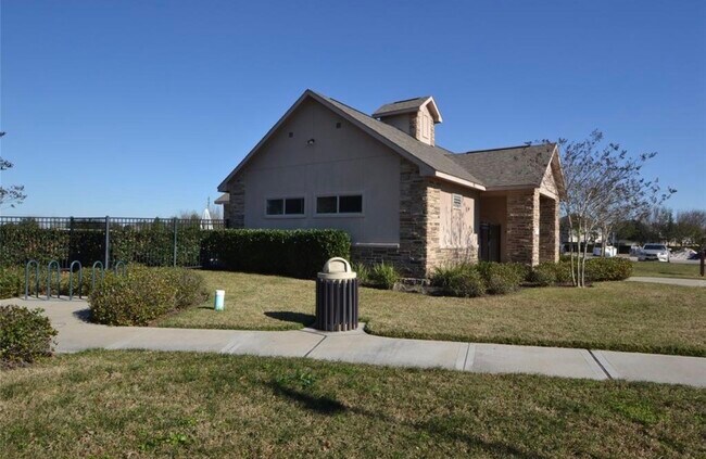 Building Photo - 7219 Pearl Terrace Ln