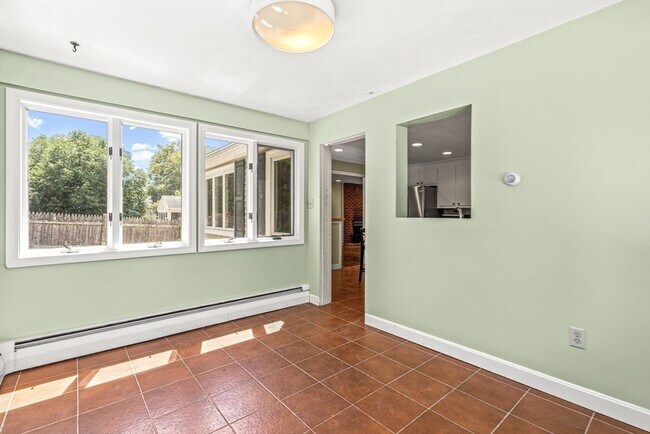 Building Photo - 181 Moss Hill Rd
