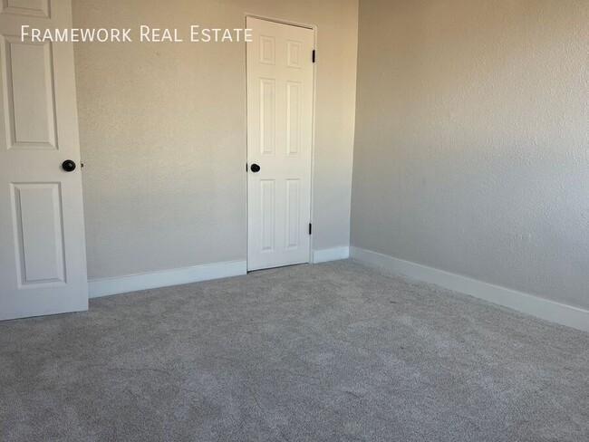 Building Photo - 1524 Wabash St