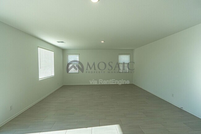 Building Photo - 6264 S Emery