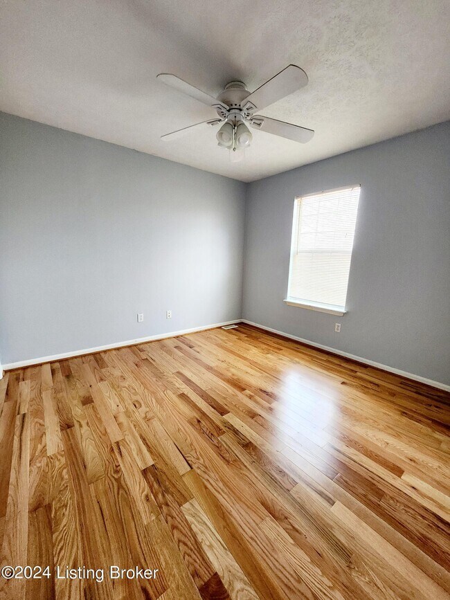 Building Photo - 10903 Aspenview Ct