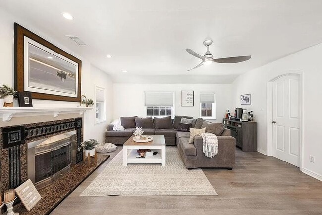 Building Photo - Fletcher Hills/El Cajon 3Br House 1/2 OFF ...