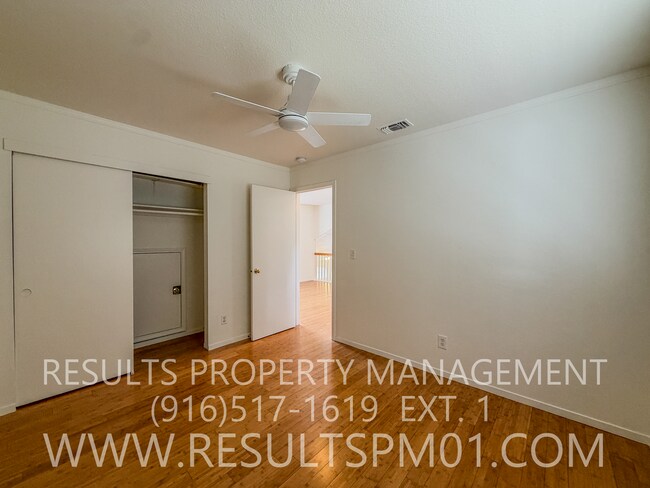 Building Photo - Great Elk Grove 2 Bedroom plus Loft Home