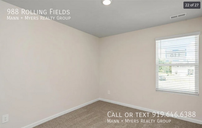 Building Photo - 988 Rolling Flds Dr