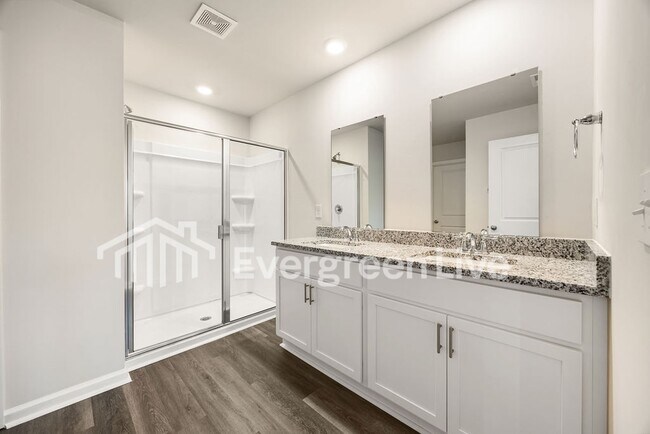 Building Photo - Coming Soon!