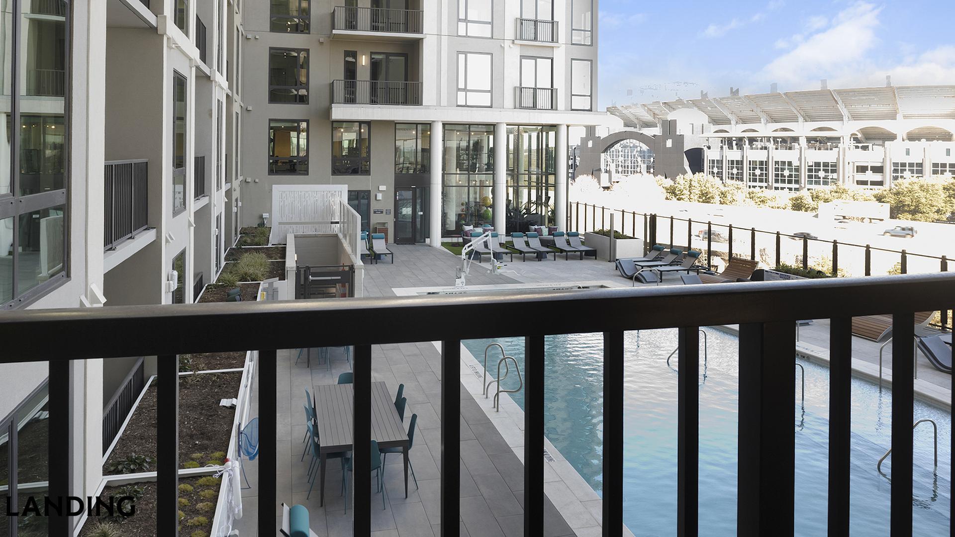 Building Photo - 1007 S Mint St