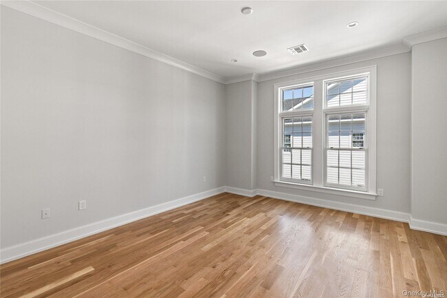 Building Photo - 1101 Grist Mill Cir