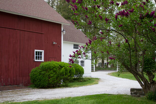 Building Photo - 254 Pumpkin Hill Rd