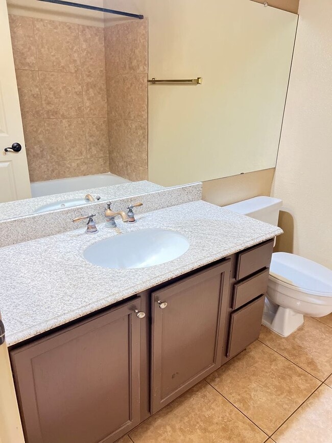 Building Photo - 3 Bedroom - 2.5 Bath - 1395 Sq. Ft. Home f...