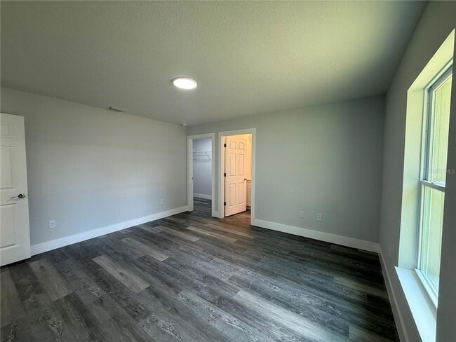 Building Photo - 13310 SW 104th Ln