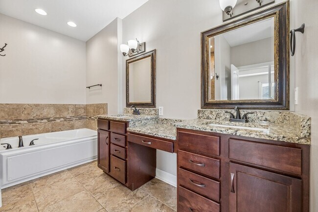 Building Photo - 1129 NJA Tate Dr