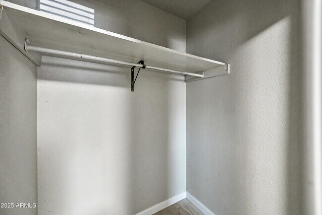 Building Photo - 3025 N 32nd St