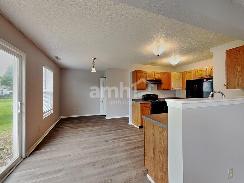 Building Photo - 1779 Feather Reed Ln