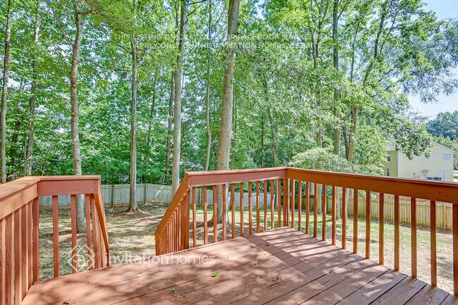 Building Photo - 6358 Hillview Ln