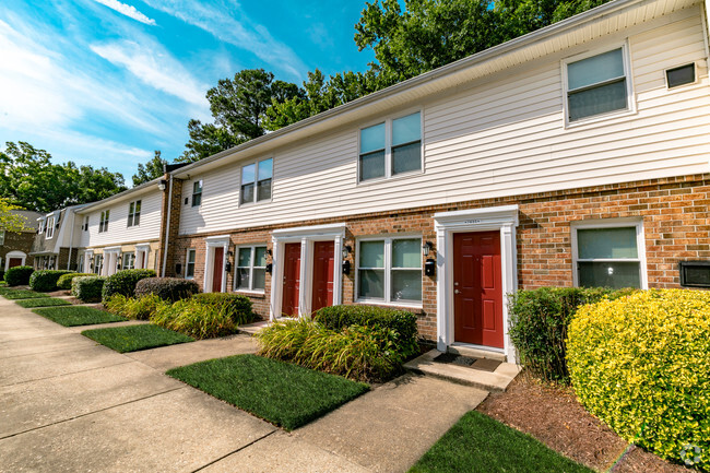 Welcome Home to Beautiful Churchland Square! - Churchland Square
