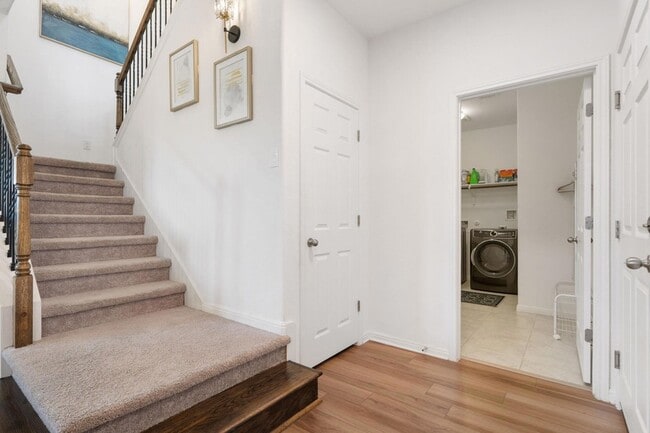 Building Photo - 232 Manassas Dr