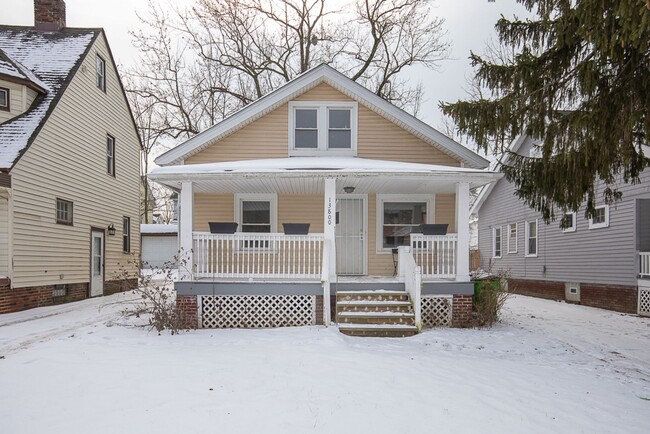 Building Photo - 4 BED 1 BATH UNIT IN GARFIELD HEIGHTS