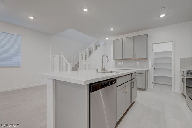 Building Photo - 1582 Hopeful Lark Ln