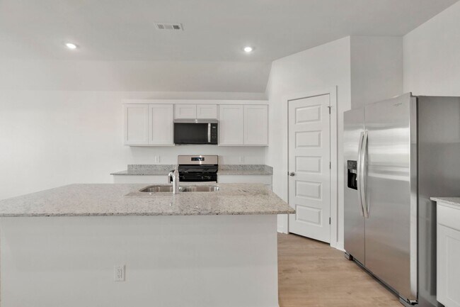 Building Photo - Brand-New 3 Bedroom Home in Prairie Grove!...