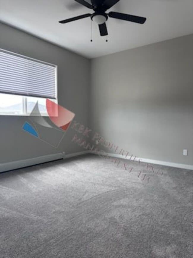 Building Photo - MPH-Maroon Dr