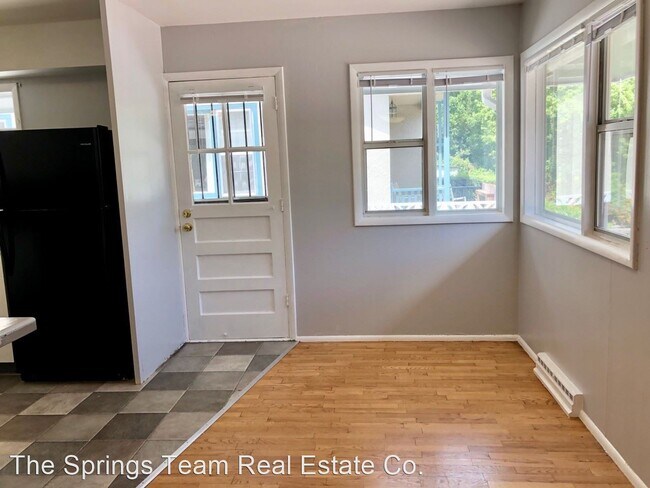Building Photo - 2 br, 1 bath House - 24 N Logan Avenue