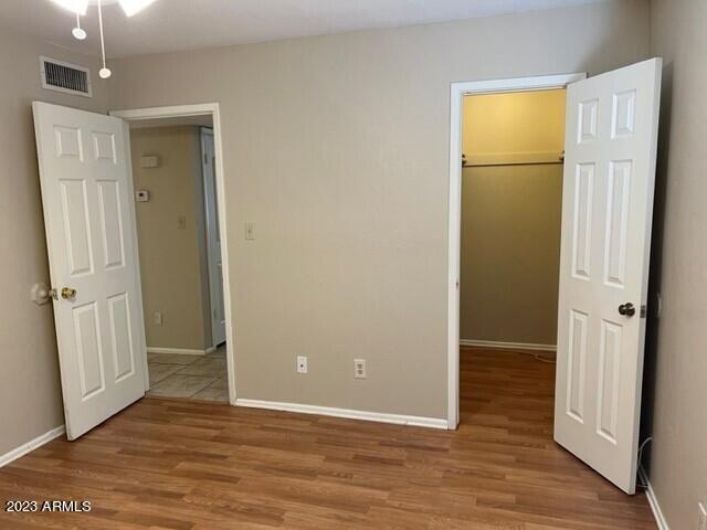 Building Photo - 922 N Pueblo Dr