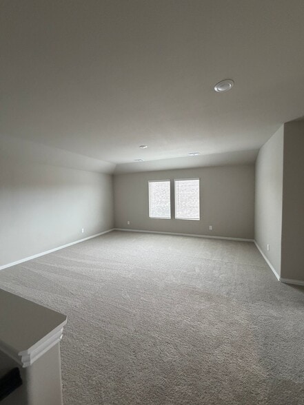 Building Photo - 3419 Copperwood Dr